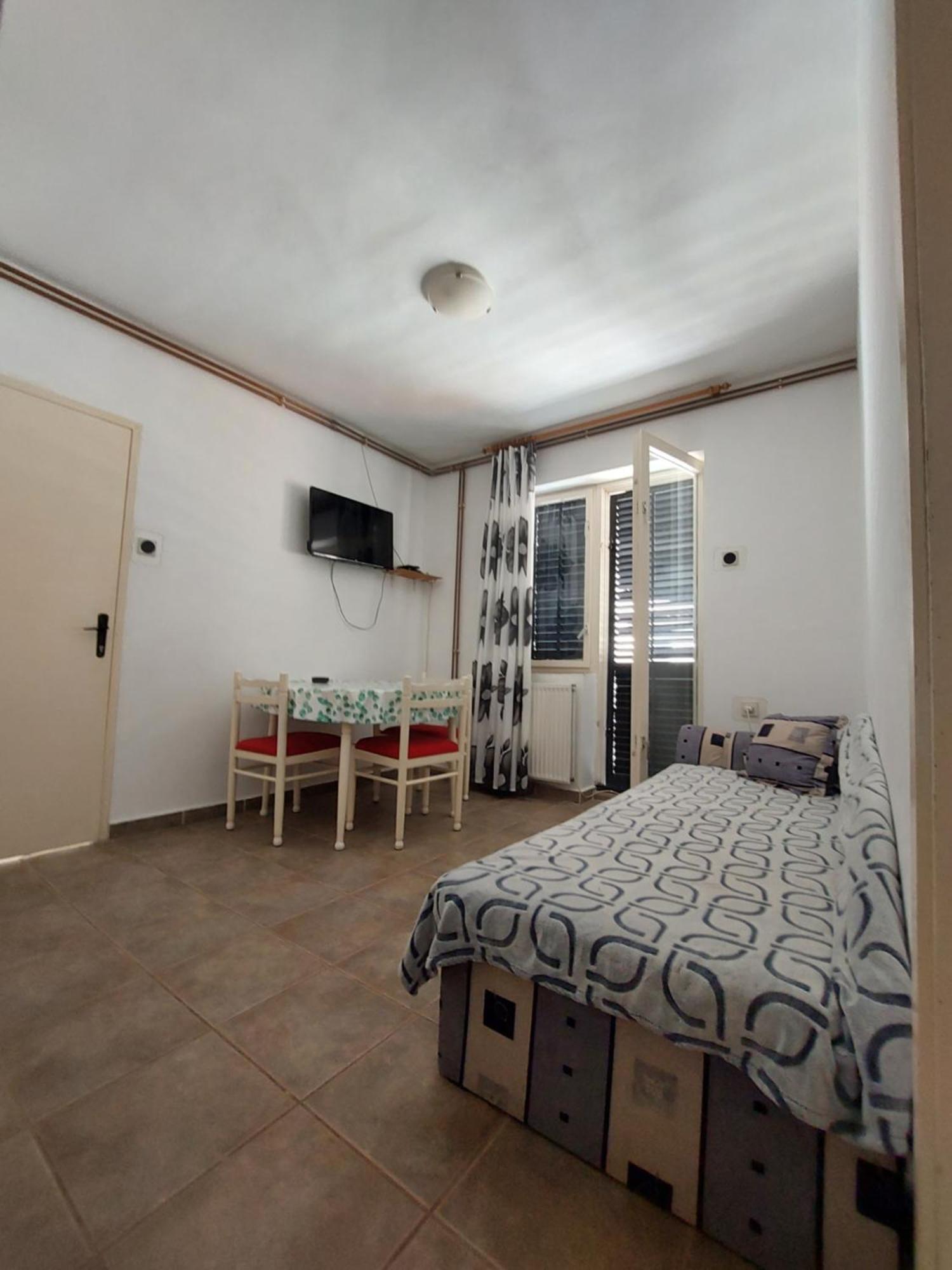 Apartments Drazica Krk Town Zimmer foto